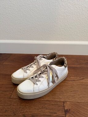ShuShop White Leather Sneakers with Leopard Heel and Gold Star